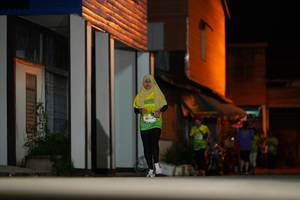 BIB: 50112
                            <button type="button" onclick="openModal(21743142)" class="btn btn-primary btn-sm float-right btn-popup" data-toggle="modal" data-target=".modal-high-quality">
                        <i class="fas fa-shopping-cart"></i> Add to Cart
                    </button>
                                            <button type="button" onclick="isThisMe(21743142, true)" class="btn btn-success btn-sm float-right btn-popup btn-isme hidden" data-toggle="tooltip" data-placement="bottom" title="นี่คือรูปของคุณใช่ไหม คลิกที่นี่เพื่อเอาเข้าอัลบั้ม">
                        <i class="fas fa-plus"></i> Add to album
                    </button>
                    <button type="button" onclick="isThisMe(21743142, false)" class="btn btn-warning btn-sm float-right btn-popup btn-isnotme hidden">
                        <i class="fas fa-ban"></i> Remove from album
                    </button>